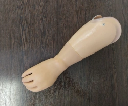 Functional-cosmetic forearm prosthesis