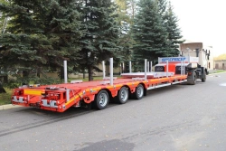 Semitrailers of low frame three-axle, commercial designation. 9942L3 (modifications 9942L3-00 to 9942L3-10) on axles 9321115.00.