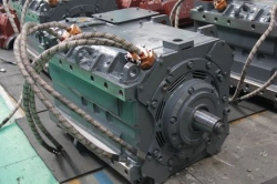 Traction motor DTC-417R
