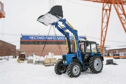 Front loader PF-1.6US-4000 front loader attachment