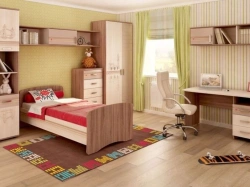 Children's wooden furniture set