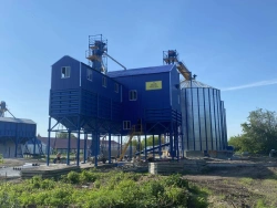 Non-ventilated hopper with cone bottom BZK