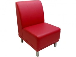 Upholstered armchair. Model: Beatrice.