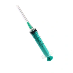 Single-use three-detail sterile injecting syringe with Luer-Lok tip, 7.5 ml capacity, with injection needle.