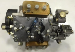 Fuel injector 324 and its accessories