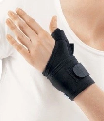 Bandage on the wrist joint and 1 metacarpophalangeal joint with warming Sh-1906