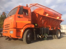 Combined harvester KMD-43255-E5 on KAMAZ 43255-G5 chassis