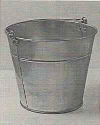 Galvanised bucket 9 l 2 seams with riveted lugs