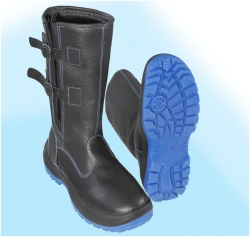 Boots of "Leader" series, model: L-1.10M/01/75, for protection against elevated temperatures, general industrial pollution, mech