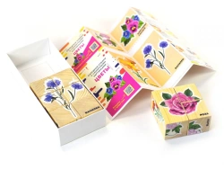 Folding cubes with story pictures CHOICES
