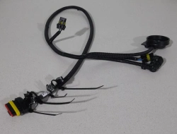4320N-3724131-10 wires to headlight