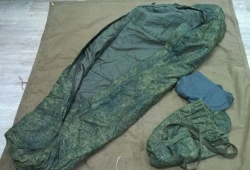 Special sleeping bag with liners
