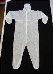 Disposable non-sterile isolation suit SIMPATICA 1-01/1-02/1-03/1-04/1-05 as part of SIMPATICA Standard