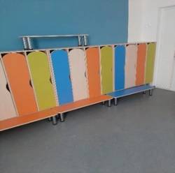 Children's cubicle for changing room
