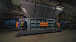 Industrial shredder TITAN 600 C