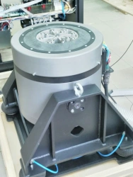 Vibrotron VS402-25 vibrating electrodynamic test rig