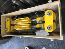Hydraulic device for release of temperature stresses in rail braids P 700/350