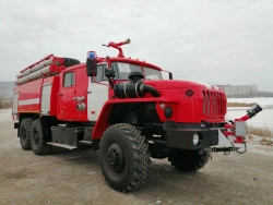 Aerodrome fire fighting truck AA-8,0/(30-60)(4320)
