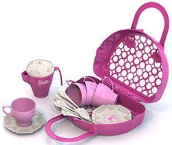 BARBIE tea set (21 items in a basket)