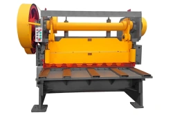 Electromechanical sheet shears MNG13