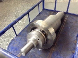 Locomotive turbocharger rotor shaft