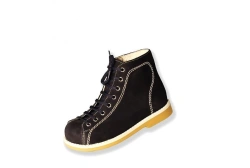 Complex orthopaedic footwear, children's, for girls, with insulated lining