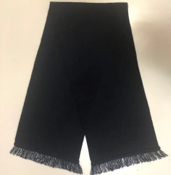 Knitted scarf