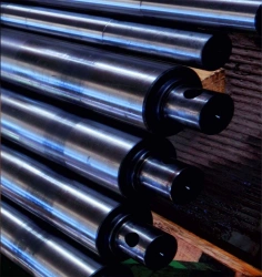 Diverse Metal Components