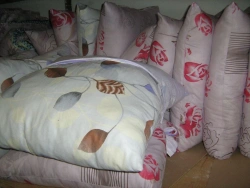 Pillow with synthetic filling 60x60 cm