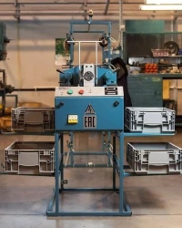 Semi-automatic thread rewinding machines SPN 2-4