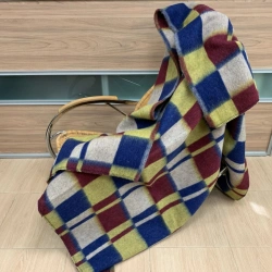 Adult semi-sheer woollen blankets, article number OSH-400