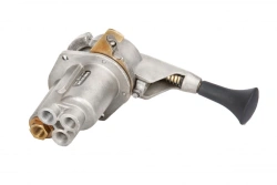 Manually operated reverse-acting brake tap100-3537310