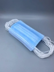 Disposable three-layer medical mask made of nonwoven materials "LEVANTA" according to TU 32.50.50-001-0179189239-2020, size 17,5