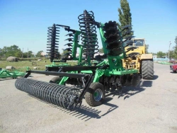 Modernised universal disc harrow BDM-U 8x2PG trailed