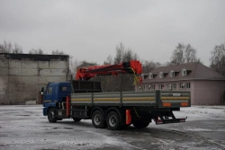 Special purpose vehicle with KMA type hydraulic loading crane on the basis of KAMAZ 65117 and its modifications 64K02N-UD