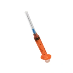 Single-use three-detail sterile injecting syringe with Luer-Lok tip, light-protected, 3 ml capacity with