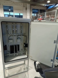 UHA38GZ003 Instrumentation bench