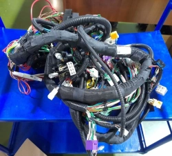 432009-3724010-30 main wiring harness