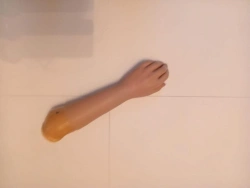 Cosmetic forearm prosthesis