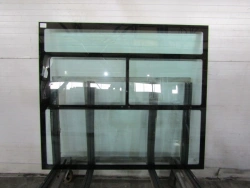 PAZ 422810-5403073-10 left PAZ 422810-5403073-10 sidewall window glass No.3 with a vent