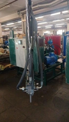 Filling machine for moulded products