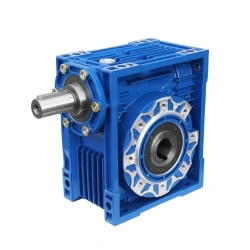 Worm gearbox and gearmotor