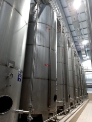 Stainless steel storage tanks