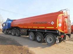 Tank semi-trailer for transport of oil products model 9639D
