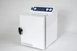 Medical air steriliser "Ferroplast"-10, horizontal, with rectangular chamber, single-sided, volume 10 dm3 according to TU