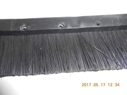 Sealing brushes for tramway, trolley buses