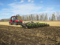 Aggregate carrier with AN-8-KSO continuous cultivators