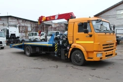 Special tow truck with CMU (FG 314, 414, 415, 415T, 514, 516), modifications 3957K3, on KAMAZ 4308-G5 chassis.