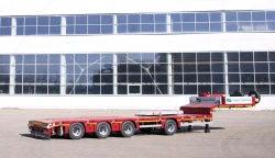 Semitrailer Tverstroimash 993941 modification F024, variant - platform sliding lengthwise with co-axial steering control