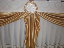 Buffet skirt (item for table decoration)